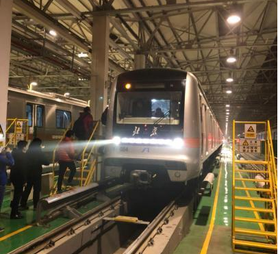 中国地铁无人驾驶北京燕房线开通运营